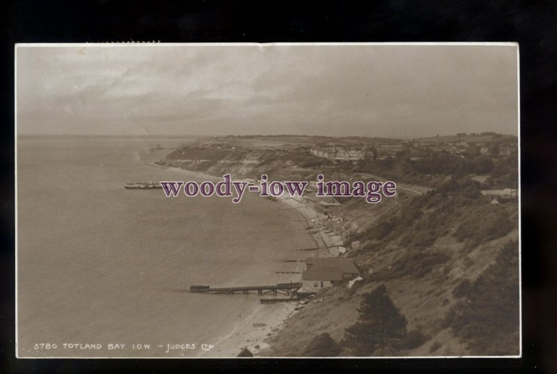 h2048 - Isle of Wight - Pier & Lifeboat at Totland Bay c1920s - Judges' Postcard