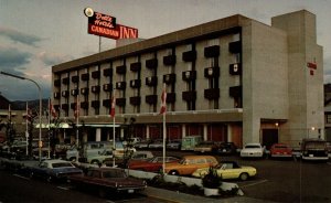 Canada Delta Canadian Inn Kamloops British Columbia Chrome Postcard 08.68