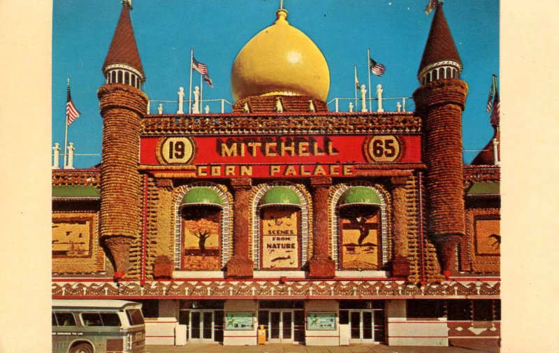 SD - Mitchell. Corn Palace, 1965