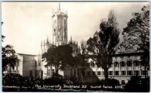 RPPC  AUCKLAND, NZ  New Zealand   THE UNIVERSITY Real Photo  Postcard