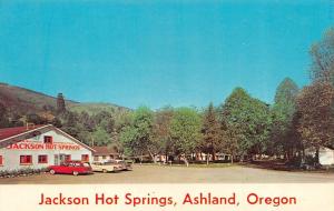 ASHLAND, OR  Oregon     JACKSON HOT SPRINGS      Roadside c1960's Postcard