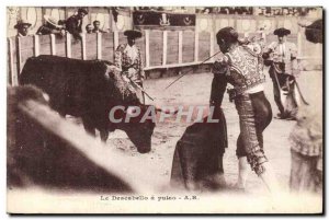 Old Postcard Bullfight Bullfight The descabello has pulso