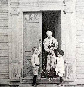 Doorway Of The Old Williams House Print 1908 Boy Captive In Canada Art DWT3