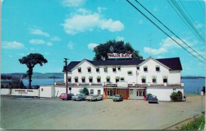 Hotel & Motel Pavillon Blanc St. Gabriel de Brandon QC Vintage Postcard F38