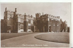 Warwickshire Postcard - The Courtyard - Warwick Castle - Ref 10036A