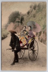 Japan Man With Women Baby In Rickshaw Hand Colored Lovely Japanese Postcard AA2