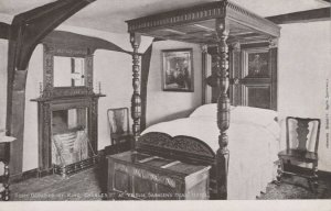 Nottinghamshire Postcard - King's Bedroom, Ye Olde Saracen's Head Hotel RS22453