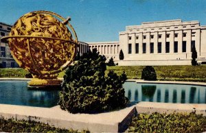 United Nations Geneva / Switzerland / 1951 Vintage Postcard / Posted