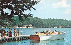 Morris County  New Jersey Lake Hopatcong State Park Motorboat Postcard AA61313