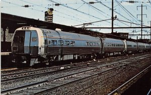 Penn Central Metroliner Trenton New Jersey Railroad, Train Postcard