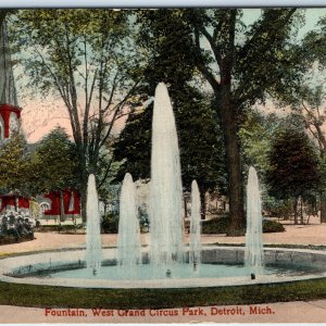 c1910s Detroit, MI West Grand Circus Park Fountain PC Church Crowd on Bench A324