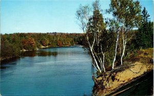 Postcard ON Muskoka A Scene near Canadian Keswick 1972 K31