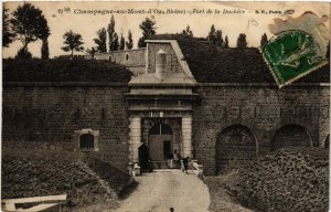 CPA CHAMPAGNE au MONT-d'OR Fort de la Duchere (443871)