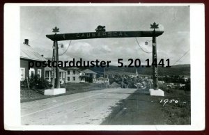 h5193 - CAUSAPSCAL Quebec 1957 City Gate Street View Beaver. Real Photo Postcard