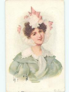 Divided-Back PRETTY WOMAN Risque Interest Postcard AA8691