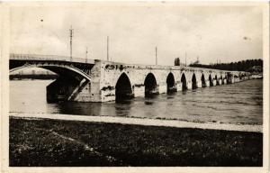 CPA BEAUGENCY Les bords de la Loire Le Pont (607409)