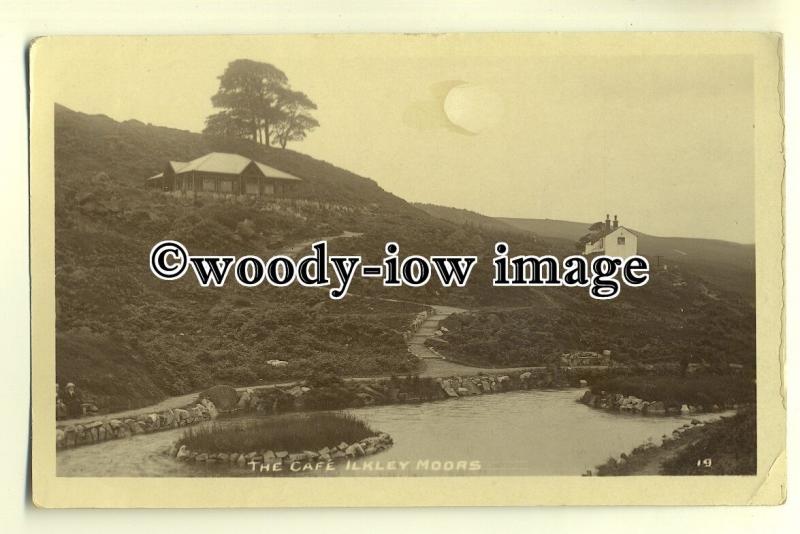 tp0267 - Yorks - Cafe and House, on the Ilkley Moors back in c1922 - postcard