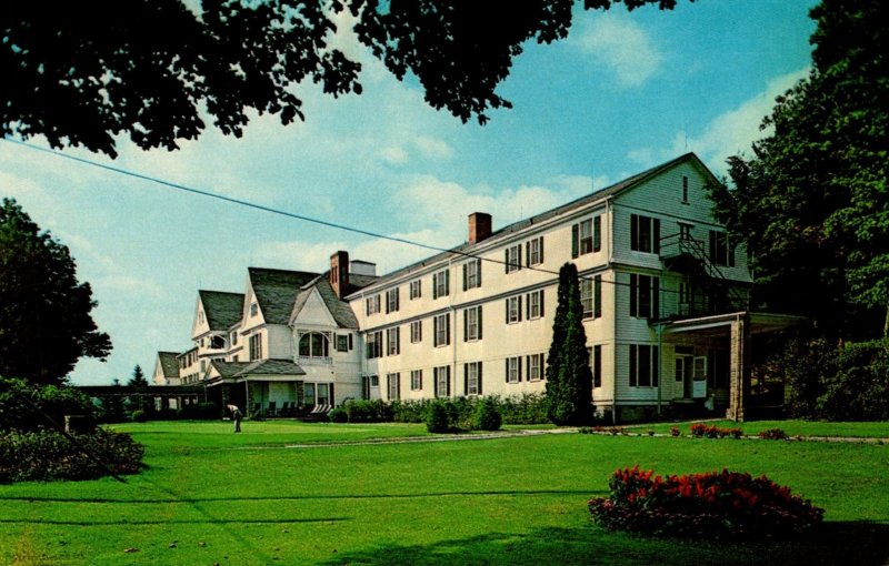 North Carolina Blowing Rock Green Park Hotel Showing Golf Putting Green