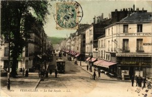 CPA VERSAILLES - La Rue Royale (657668)