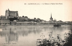 Vintage Postcard La Chateau L'Eglise Saint-Pierre Catholic Church Saumur, France