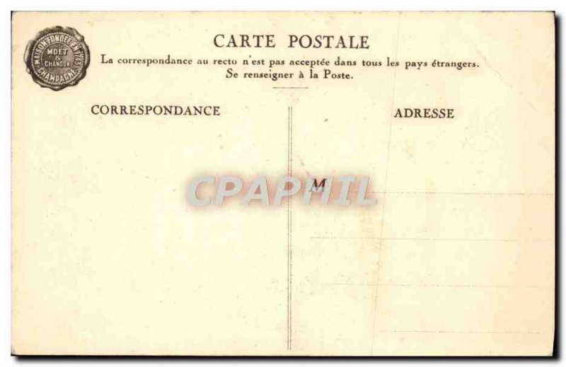 Old Postcard Moët & Chandon champagne Pierrot