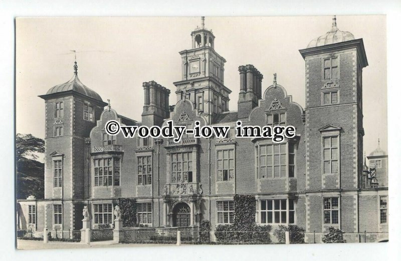 tq1626 - Norfolk - Southern Front of Stately Home of Blickling Hall - Postcard 