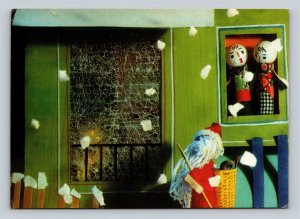 c1972 Santa Claus Puppet Show Christmas New Years Russian Postcard