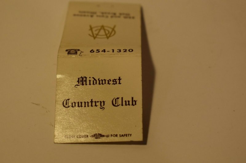 Midwest Country Club Pak Brook Illinois Advertising 20 Strike Matchbook Cover