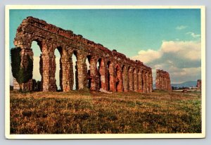 Rome Aqueduct in the Roman Countryside 4x6 Vintage Postcard 0092