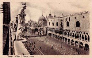 Venice Venezia Piazza San Marco Square / Italy / 1949 Vintage Postcard / Posted