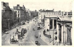 uk721 college green and banck on ireland dublin  real photo car bus