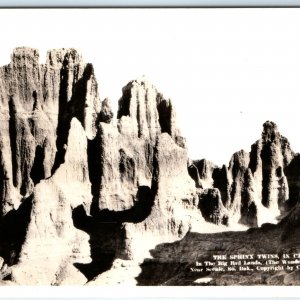 c1930s SD So. Dak Badlands Park RPPC Sphinx Twins Castle Land Scenic Rocks A282