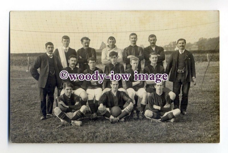 h1292 - Isle of Wight - Football Team - East Cowes or Cowes ?? - postcard