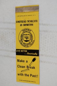 Make A Clean Break with the Past Gold Medallion Home 20 Strike Matchbook Cover