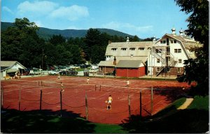Vtg South Egremont MA Jug End Barn Resort Tennis Courts Club Postcard