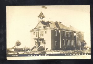 RPPC GETTYSBURG SOUTH DAKOTA PUBLIC SCHOOL BUILDING VINTAGE REAL PHOTO POSTCARD