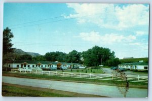 Hot Springs South Dakota Postcard El Rancho Court Exterior Building 1960 Vintage