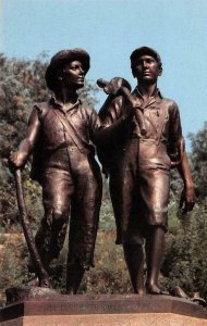 Tom Sawyer & Huckleberry Finn Statue Cardiff Hill Hannibal, MO Vintage Postcard