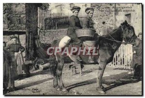 Old Postcard Folklore Auvergne visiting the walking horse