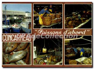 Postcard Modern Concarneau first fish