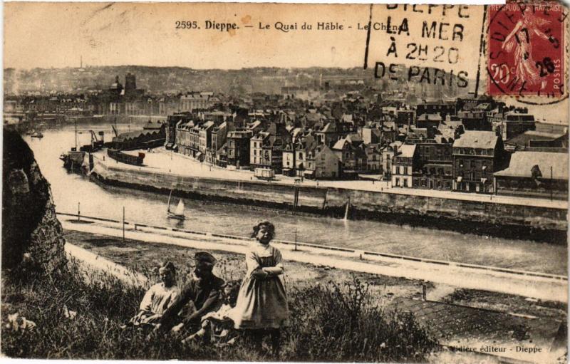 CPA DIEPPE-Le Quai du Hable Le Chenal (347405)