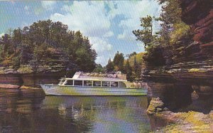 Sightseeing Boat Chicagoan In Lovers Lane Wisconsin Dells Wisconsin 1976