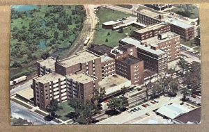 1974 USED POSTCARD - ST. LUKE'S METHODIST HOSPITAL, CEDAR RAPIDS, IOWA