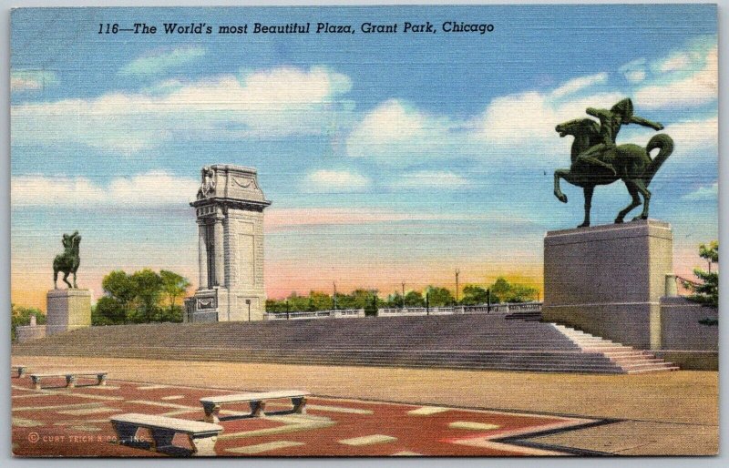 Chicago Illinois 1940s Postcard The World's Most Beautiful Plaza Grant Park