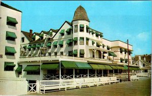 Postcard BOARDWALK SCENE Ocean City Maryland MD AO2232