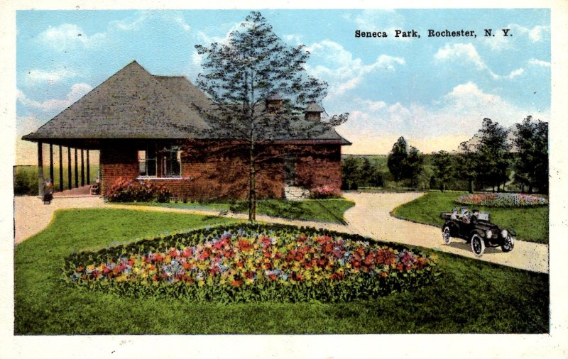 Rochester, New York - Car in Seneca Park - c1920