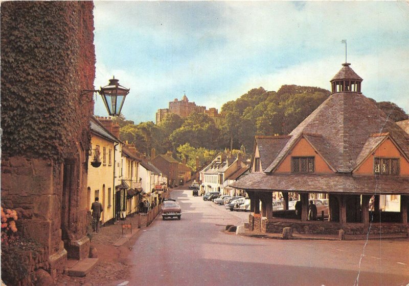 uk46841 castle and yarn market dunster somerset uk