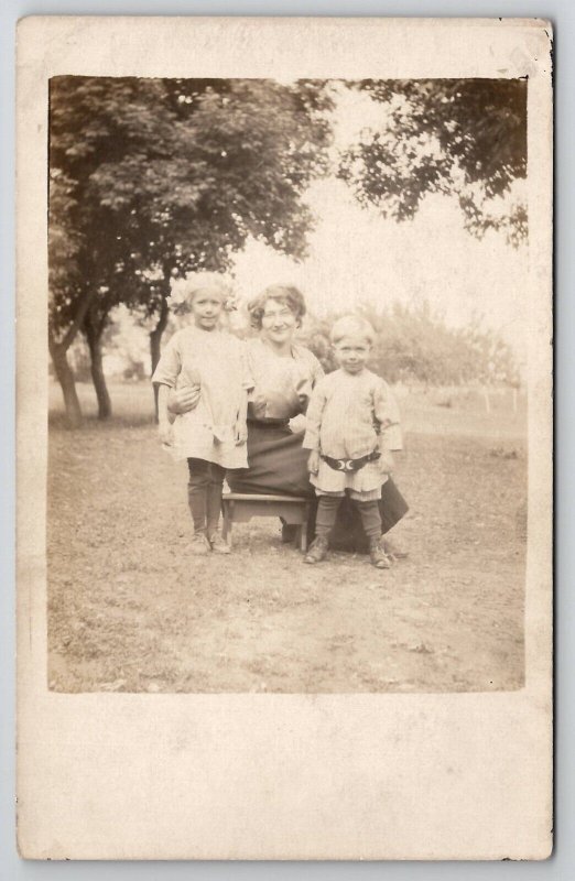 RPPC Lovely Edwardian Woman & Children Hair Bow Crescent Moon Belt Postcard I27