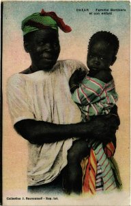 CPA AK Dakar Femme Bambara et son enfant SENEGAL (821813)