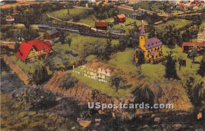 Roadside America, Miniature Village, Country Club - Hamburg, Pennsylvania